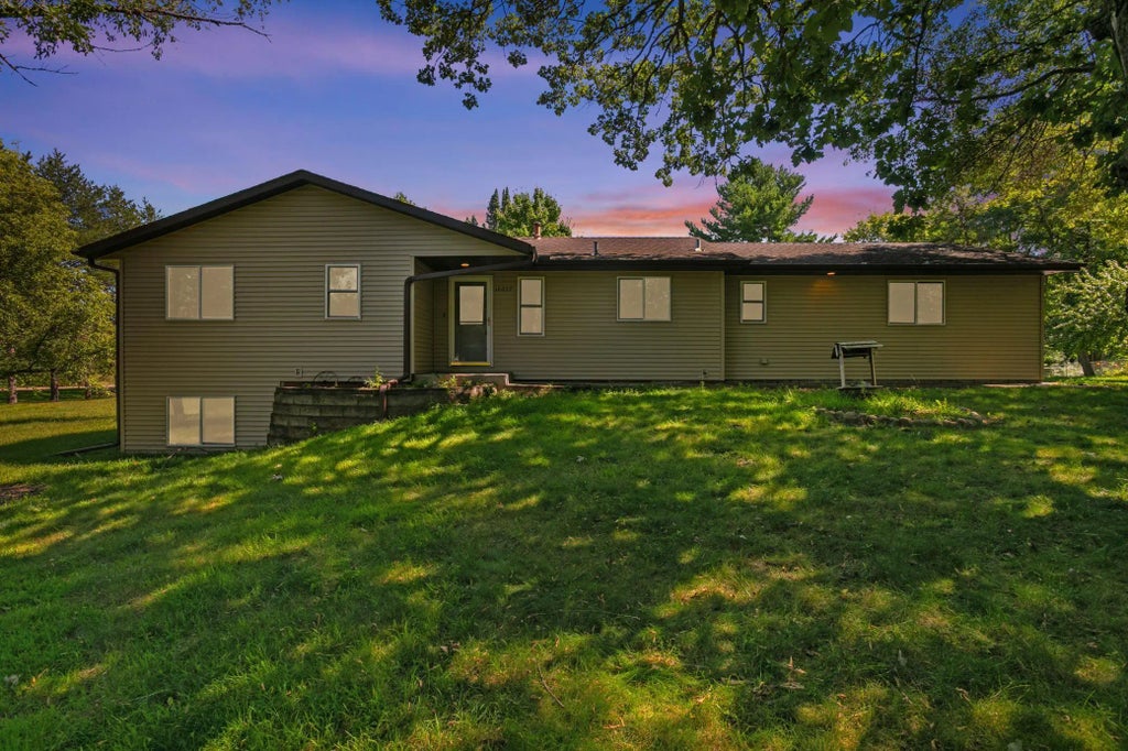 16037 Oneida Street Nw, Andover