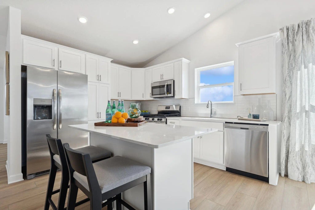 10830 Henslowe Avenue S, Cottage Grove