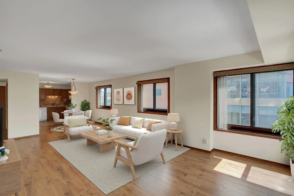 26 10th Street W 502, Saint Paul