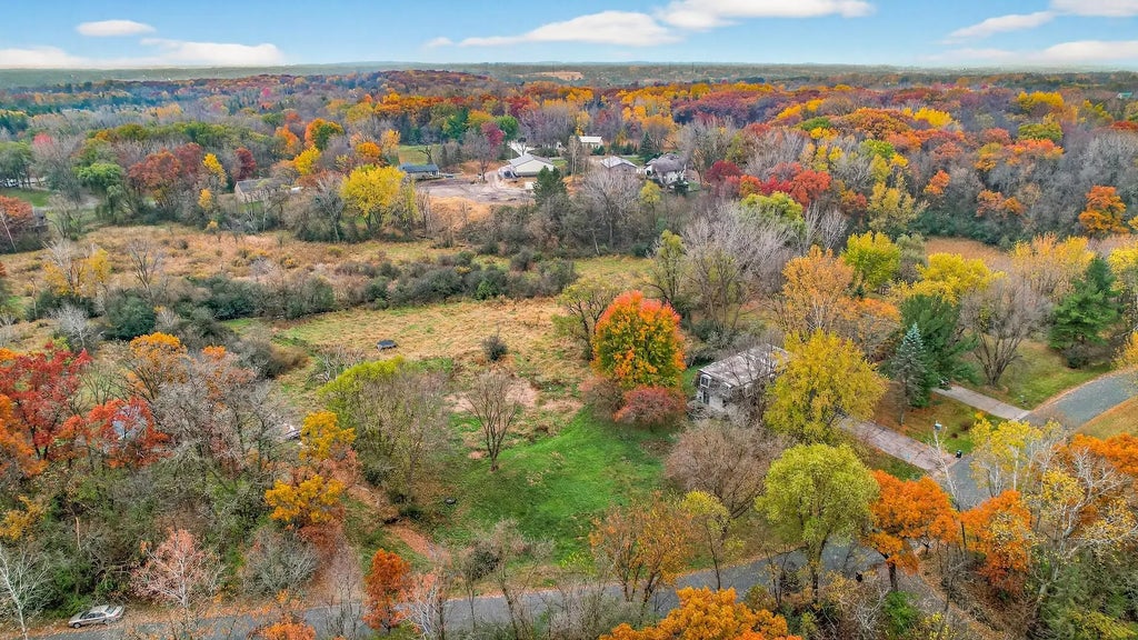 22521 Ironwood Road, Lakeville