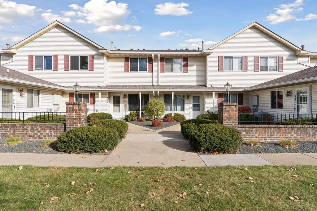 4104 White Bear Parkway, White Bear Twp