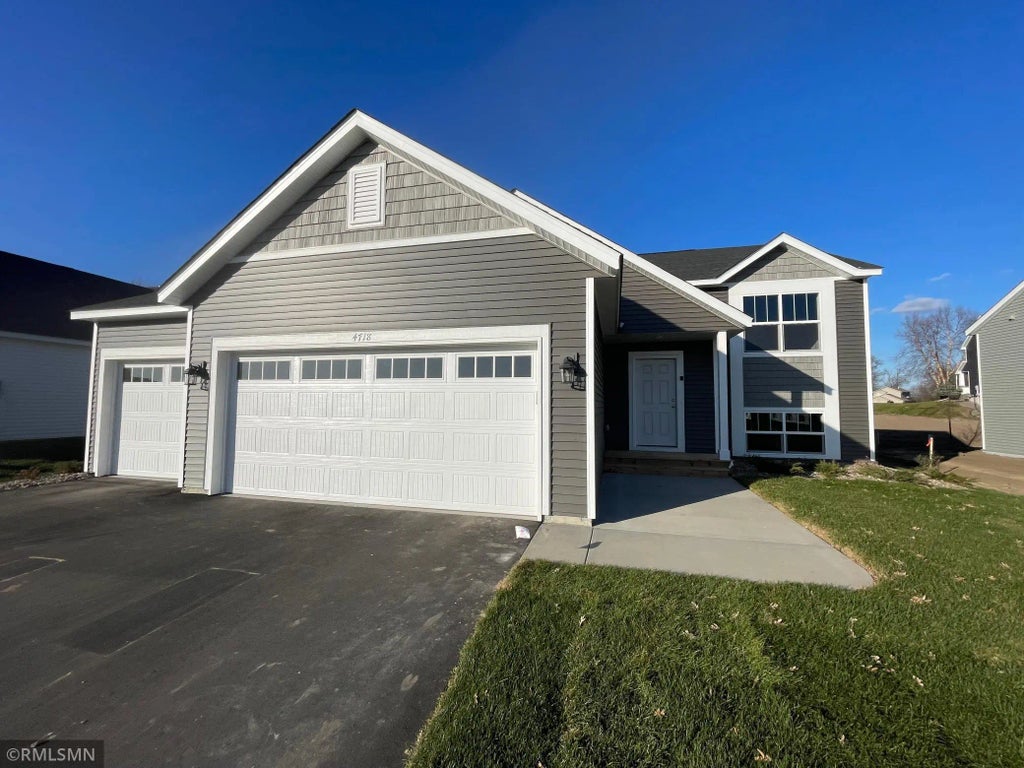 4718 199th Street N, Forest Lake