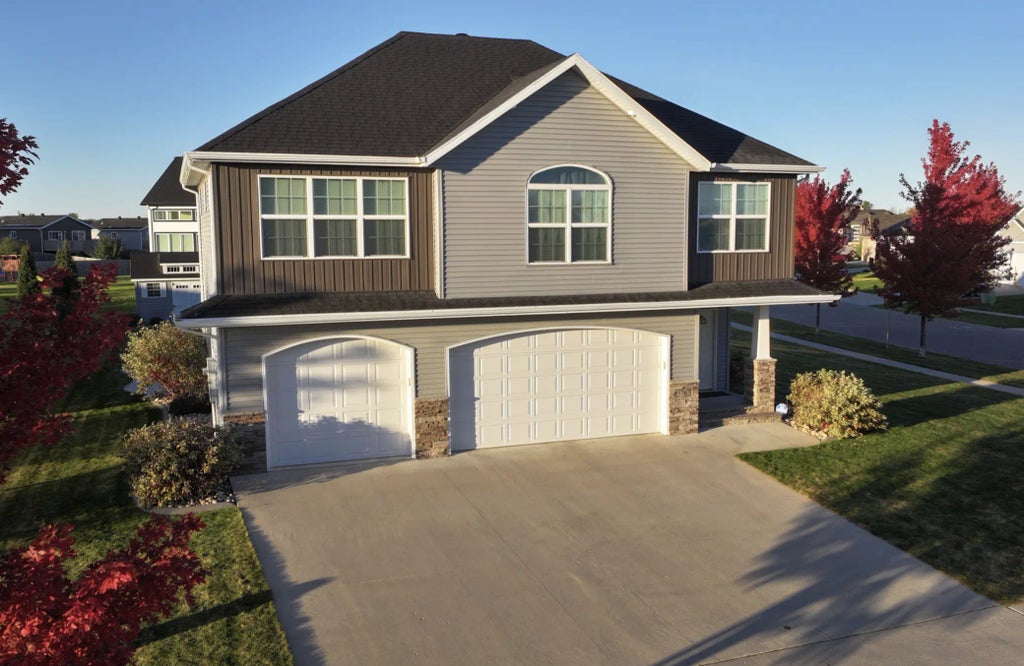 3767 Bell Boulevard E, West Fargo