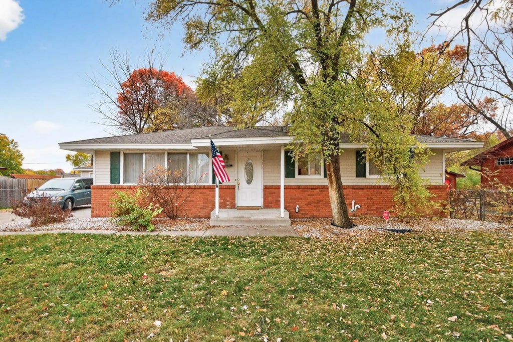 228 104th Lane Nw, Coon Rapids