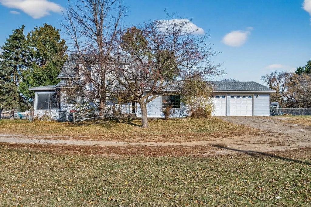 23719 Dewey Street Nw, Bethel