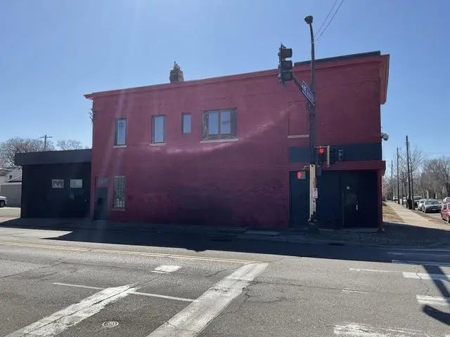 200 Lowry Avenue Ne, Minneapolis