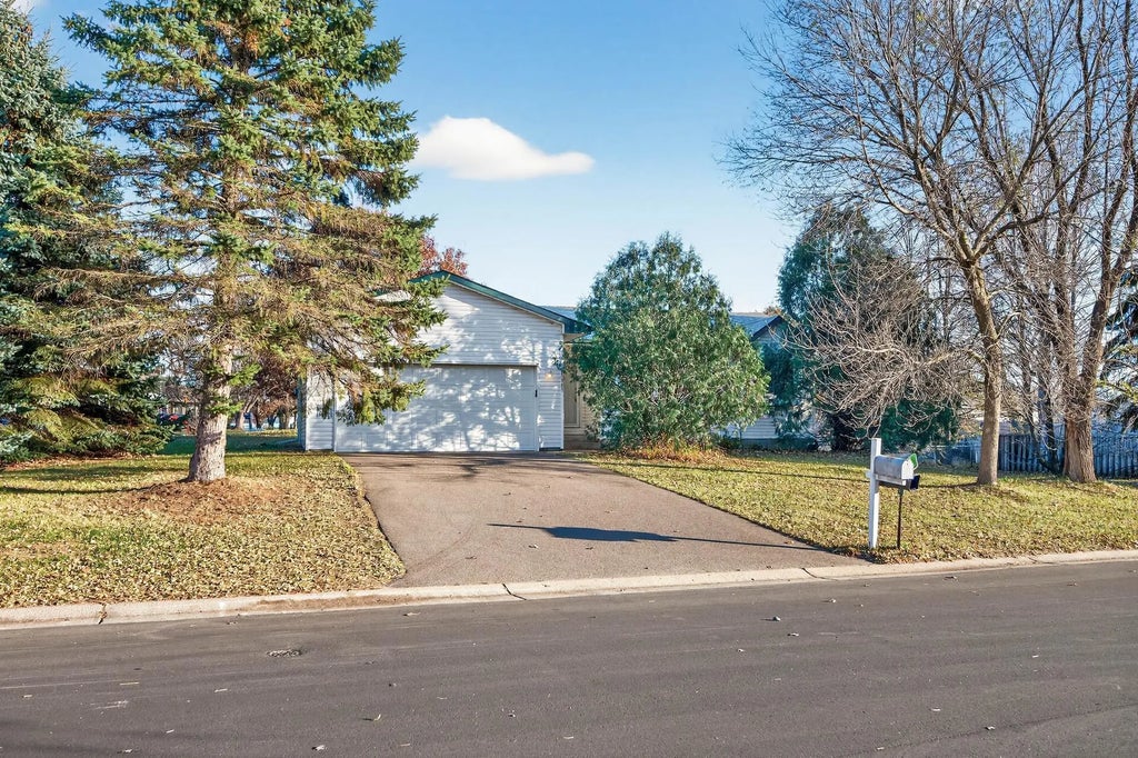 25965 9th Street W, Zimmerman