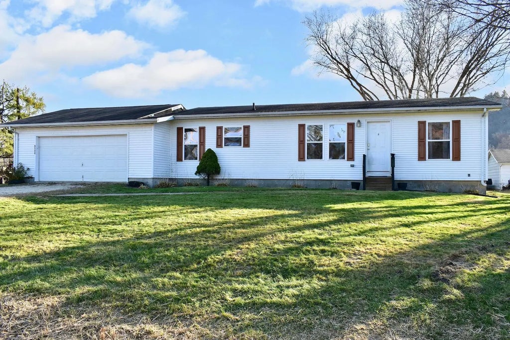 8500 W Main Street, Stockton