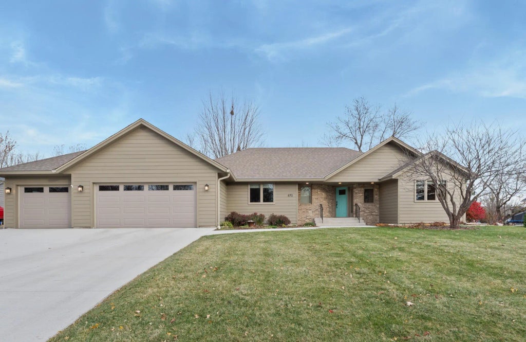 875 Louise Avenue Se, Cokato