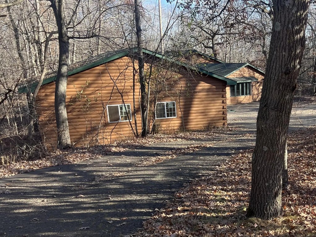 25055 Llama Street Nw, Stanford Twp