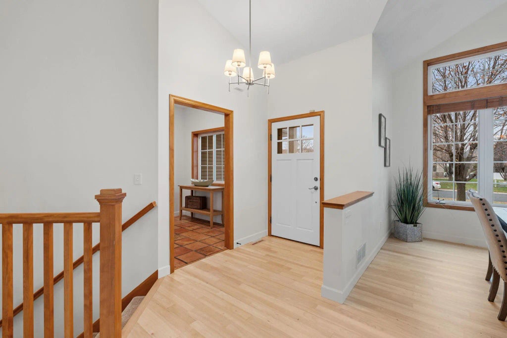 19836 Burlington Path, Farmington