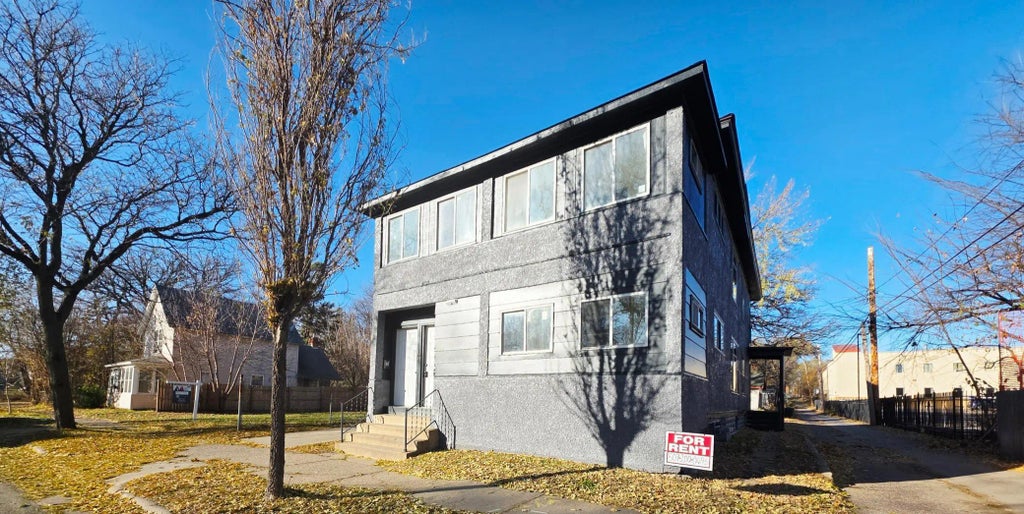 414 33rd Avenue N, Minneapolis
