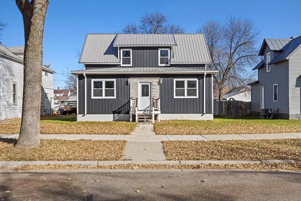 409 4th Street W, Canby