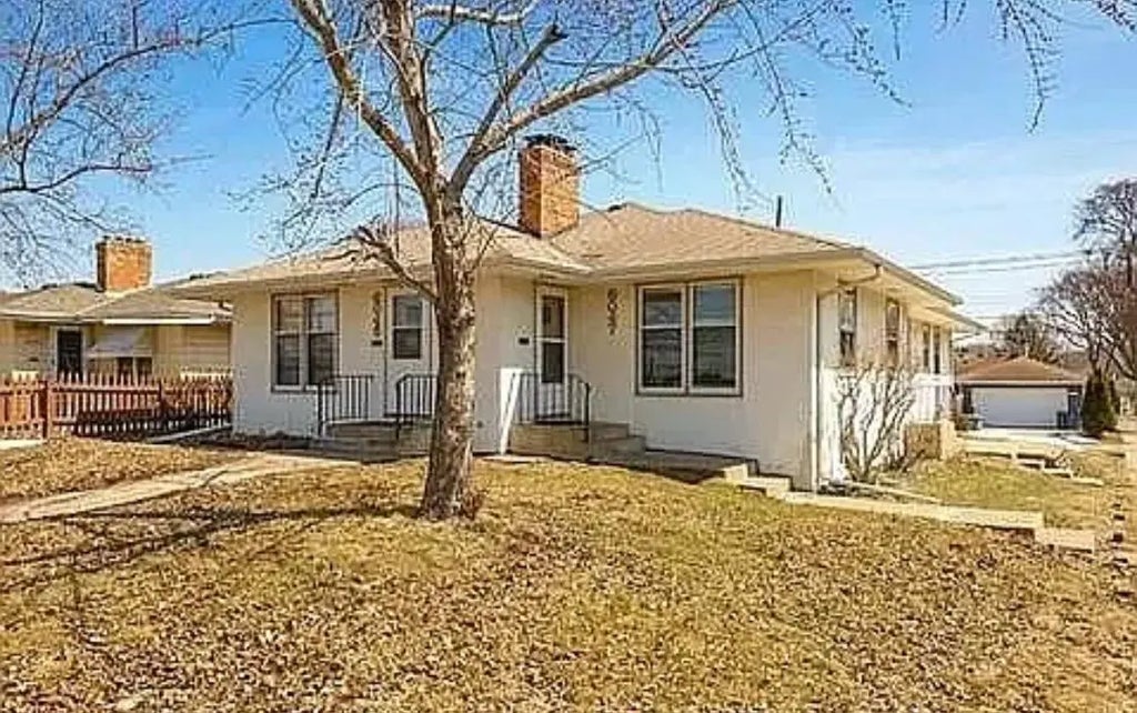 6045 Penn Avenue S, Minneapolis