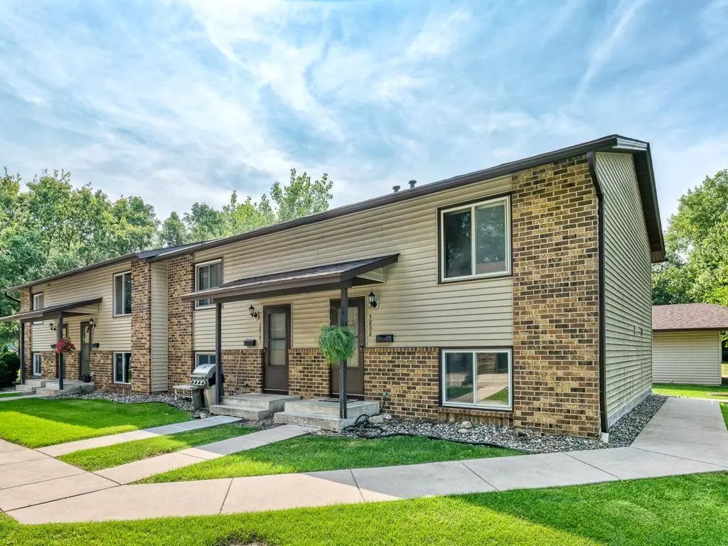 5808 W 26th Street, Saint Louis Park