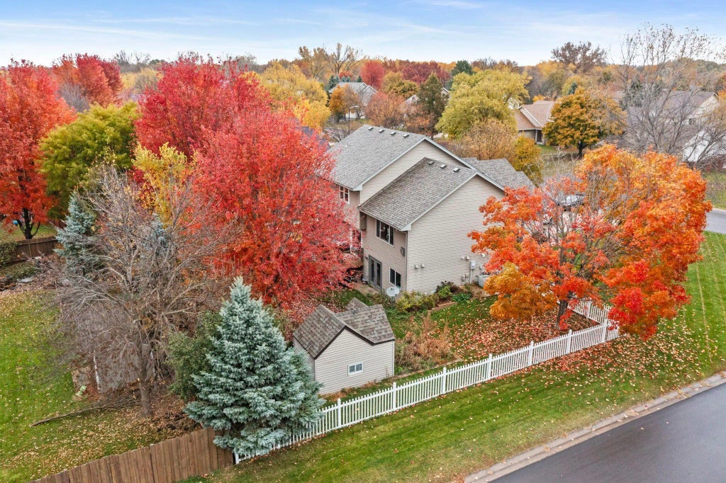 9801 Northwood Avenue N, Brooklyn Park