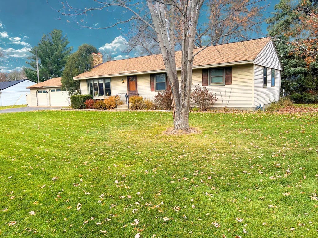 6802 117th Avenue N, Champlin