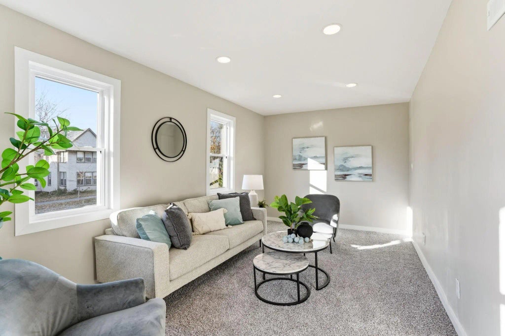 747 Buchanan Street Ne, Minneapolis