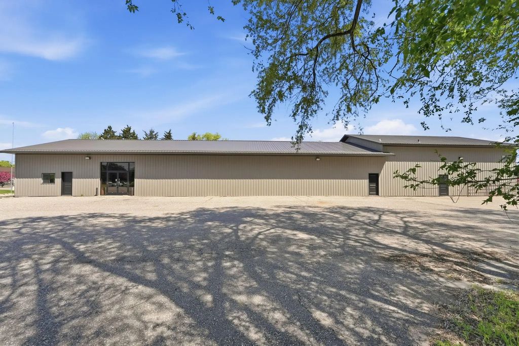 1301 N Nokomis Ne, Alexandria