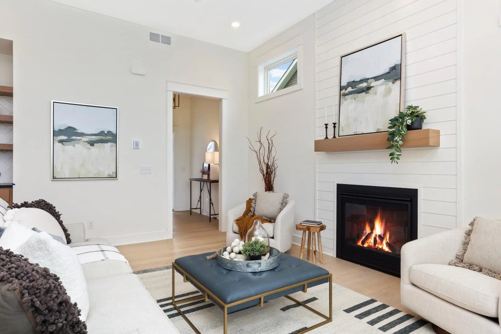 8306 186th Street W, Lakeville