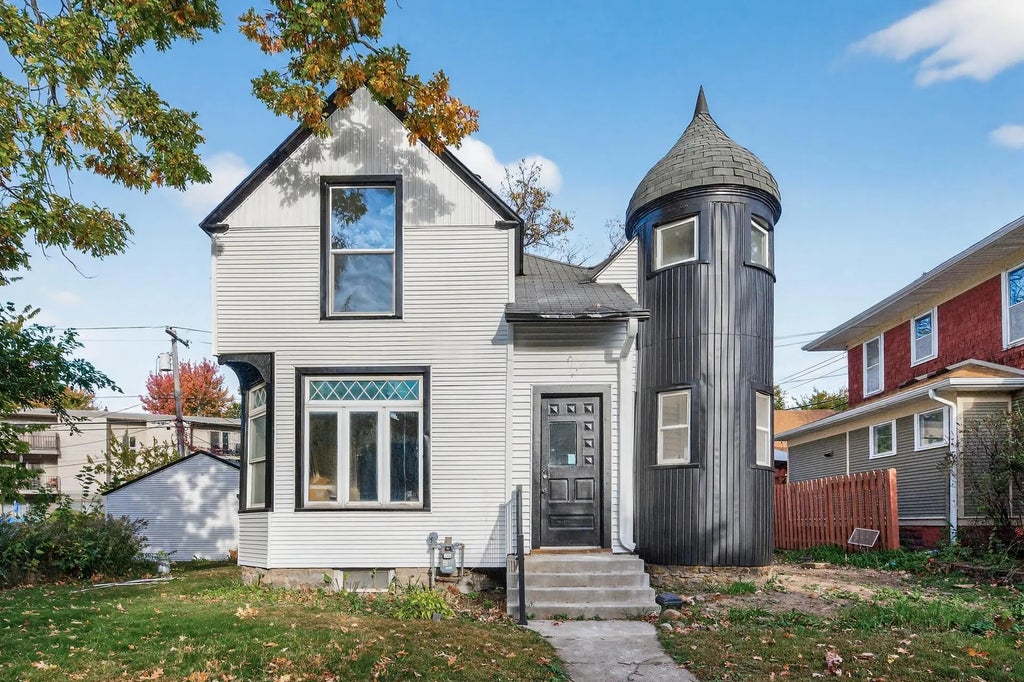 1181 Raymond Avenue, Saint Paul