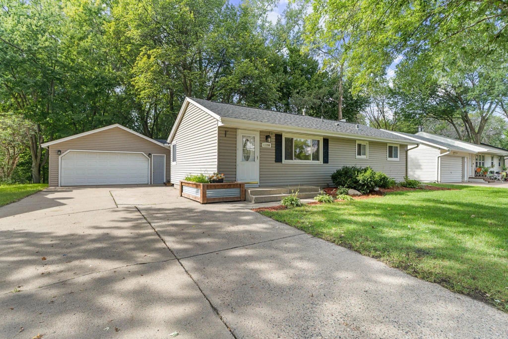 11150 Jefferson Street Ne, Blaine