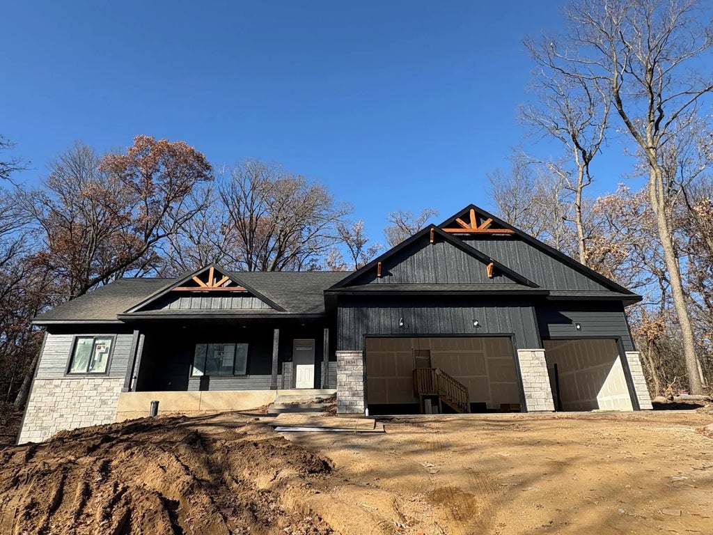 1432 E Oaks Trail, Saint Joseph Twp