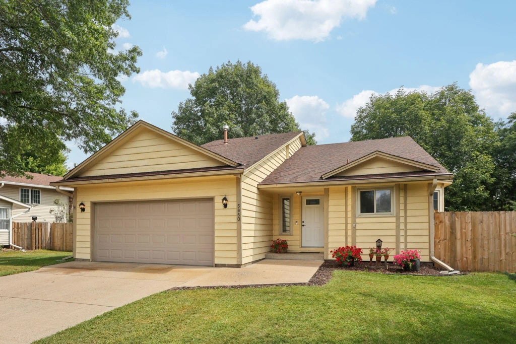 5860 Hodgson Road, Shoreview