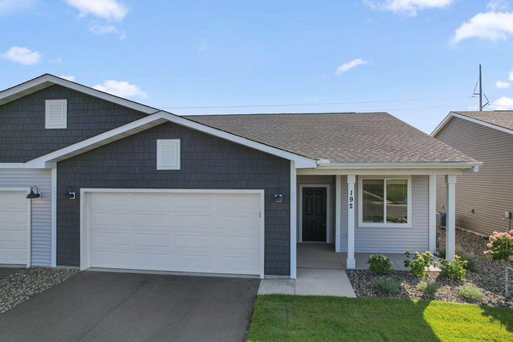 192 Gambel Street, River Falls