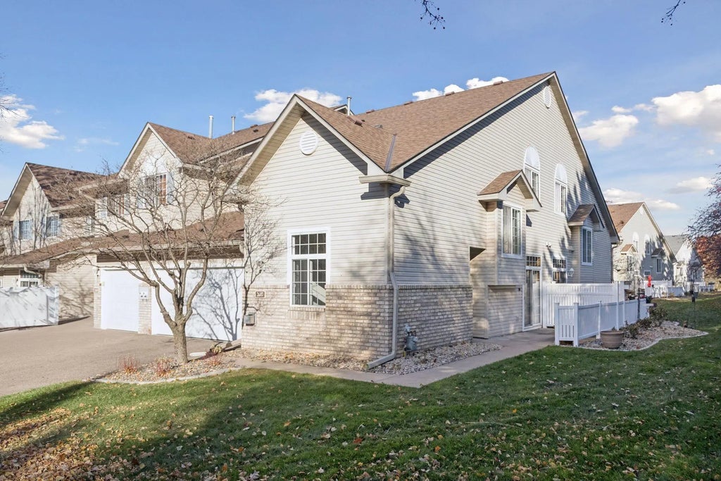 2687 Mallard Drive, Woodbury