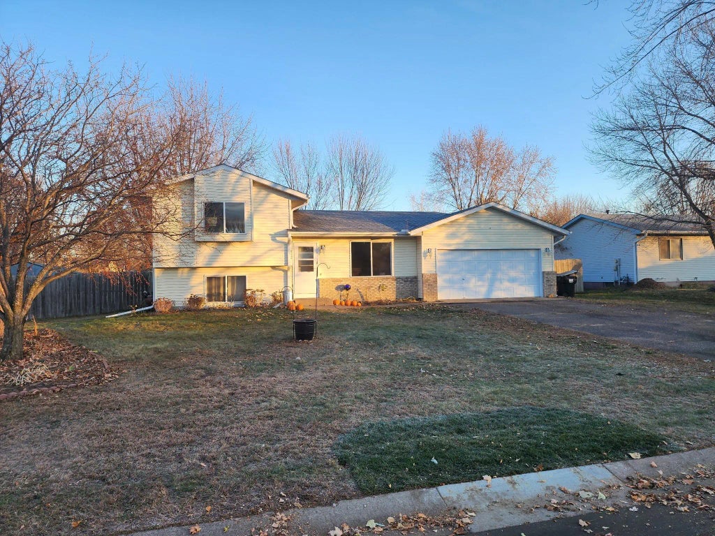 812 Cedar Street Sw, Isanti