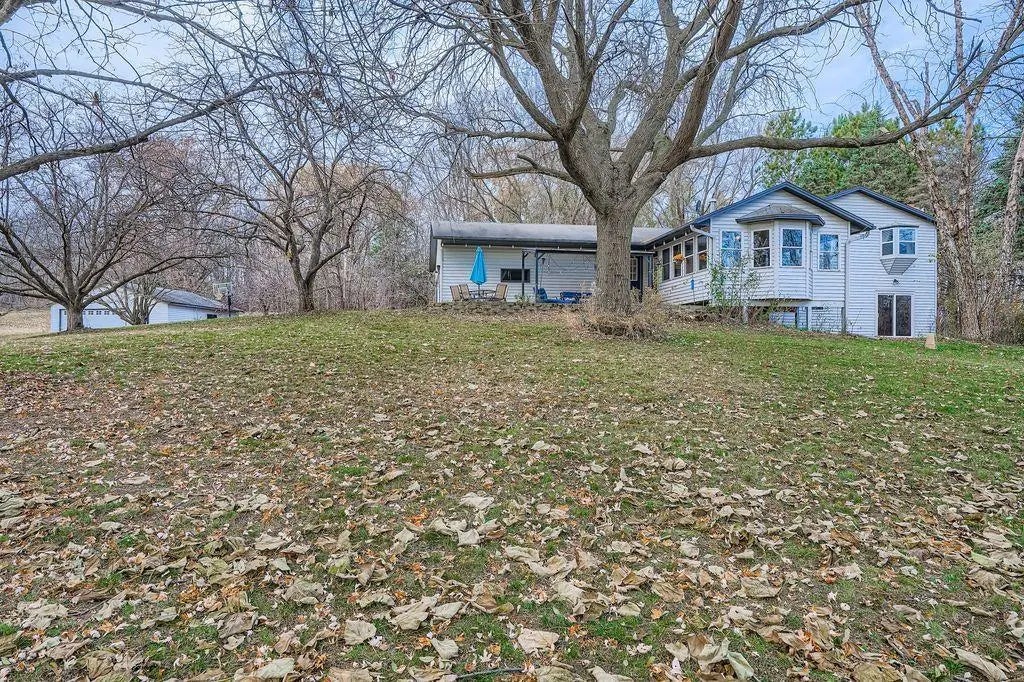 21581 Creekside Circle, Credit River Twp