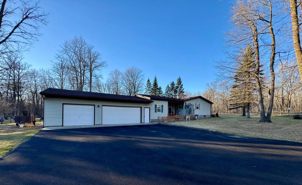 9857 Konakada Lane Nw, Walker