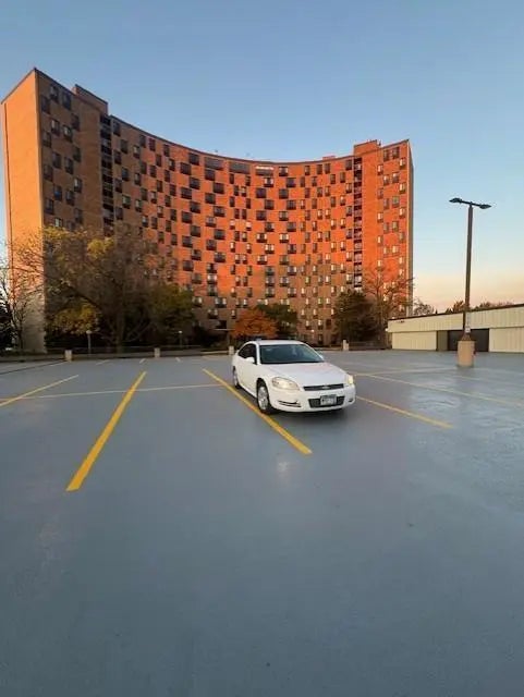 1181 Edgcumbe 1016, Saint Paul