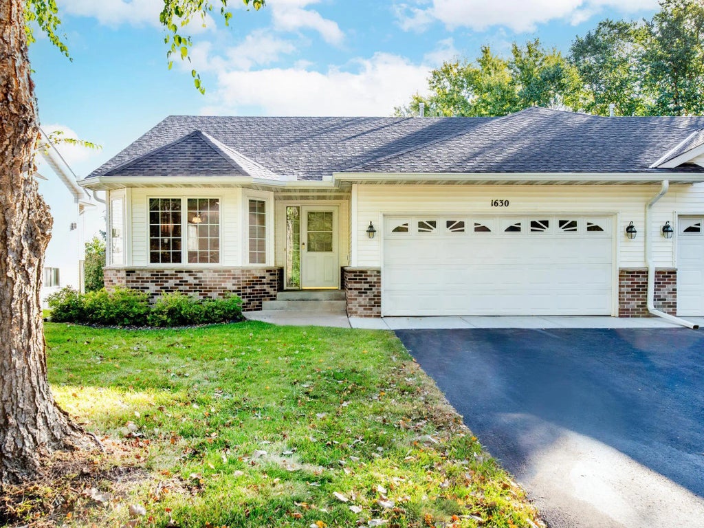 1630 Mackubin Street, Saint Paul