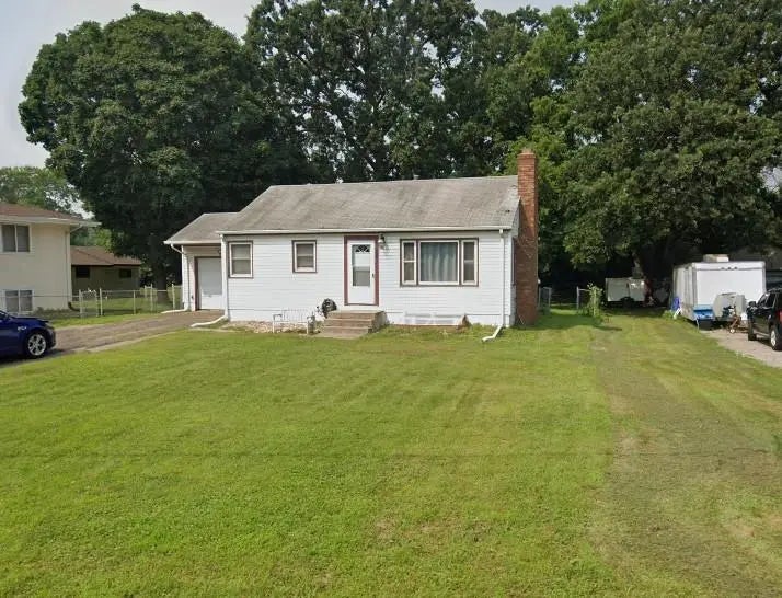 5607 Lyndale Avenue N, Brooklyn Center