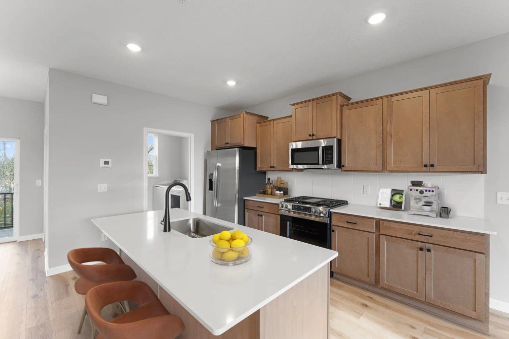 23164 Willow Drive, Rogers