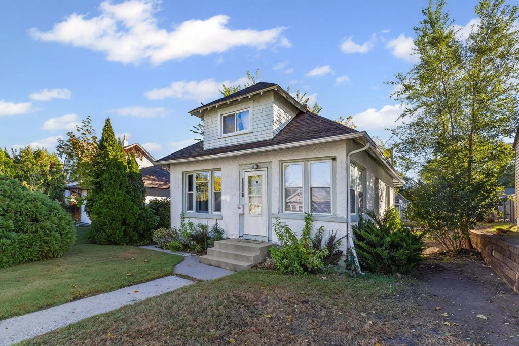 3750 Colfax Avenue N, Minneapolis