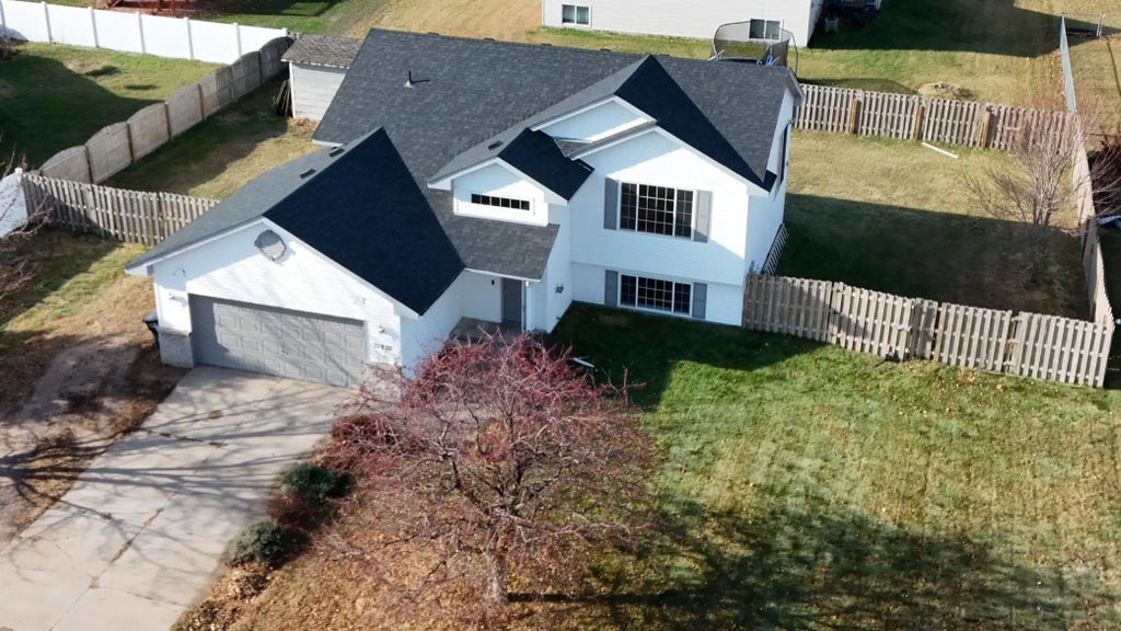 37830 Harvester Avenue, North Branch