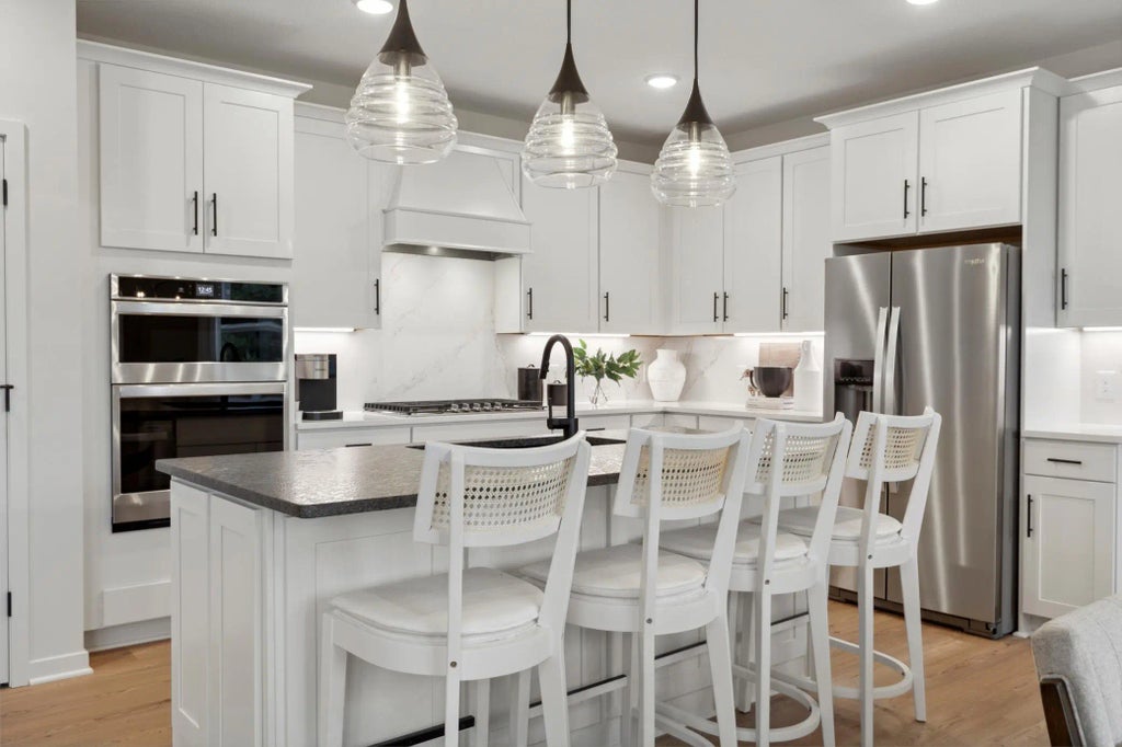 10360 Griffin Avenue S, Cottage Grove