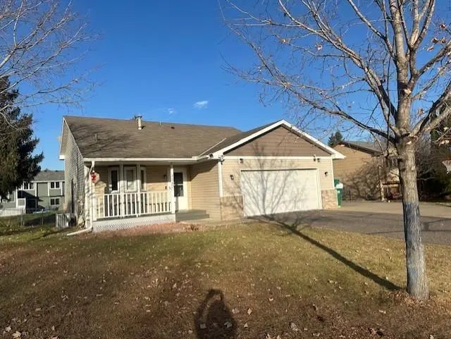 1147 142nd Lane Nw, Andover