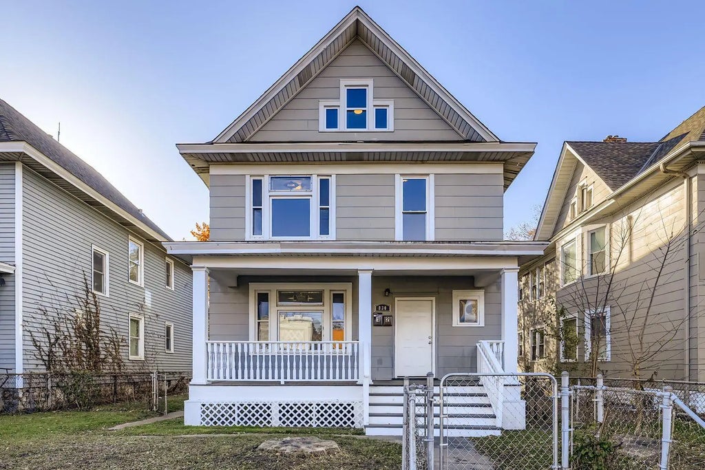 830 University Avenue W, Saint Paul