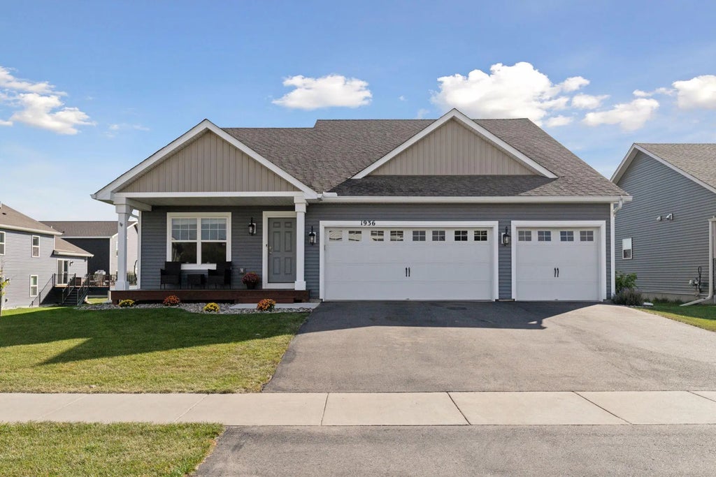 1936 Meridian Curve, Carver