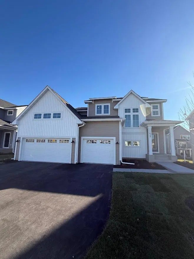 11833 35th Street N, Lake Elmo