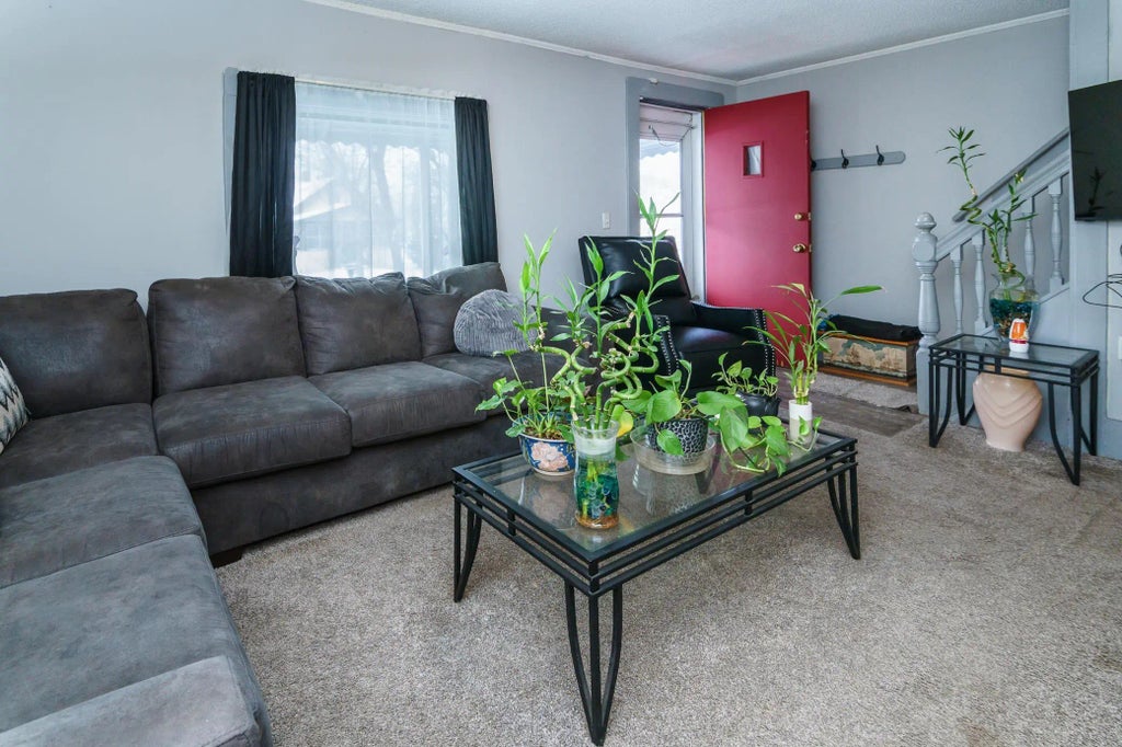 3650 N Colfax Avenue N, Minneapolis