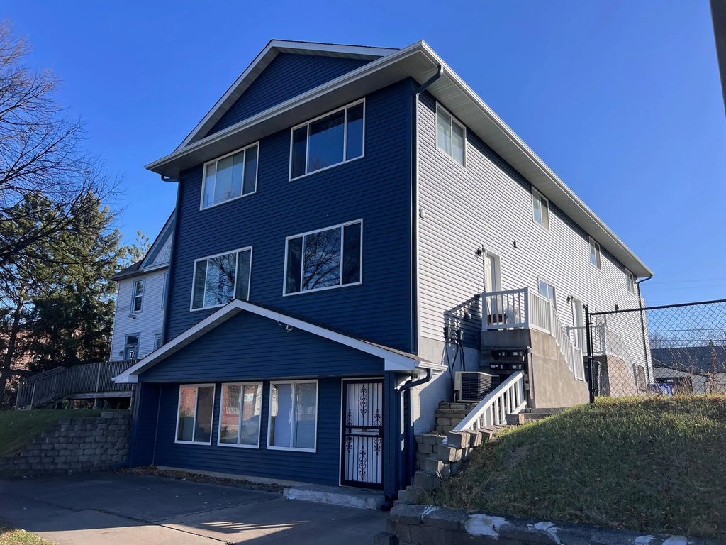 1024 Ross Avenue, Saint Paul