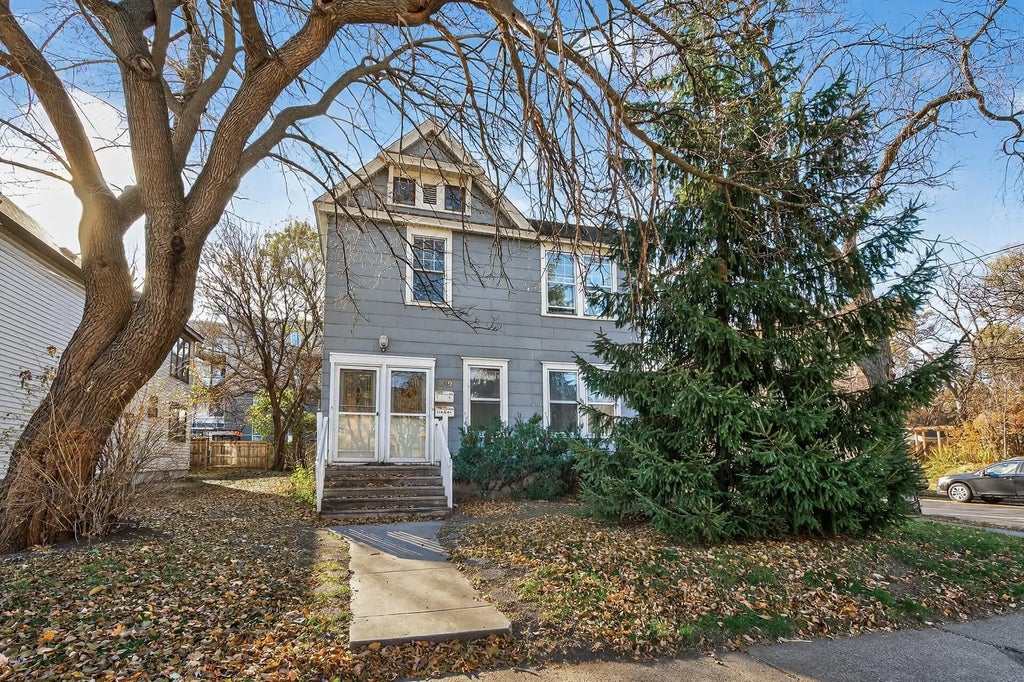 819 W 28th Street, Minneapolis