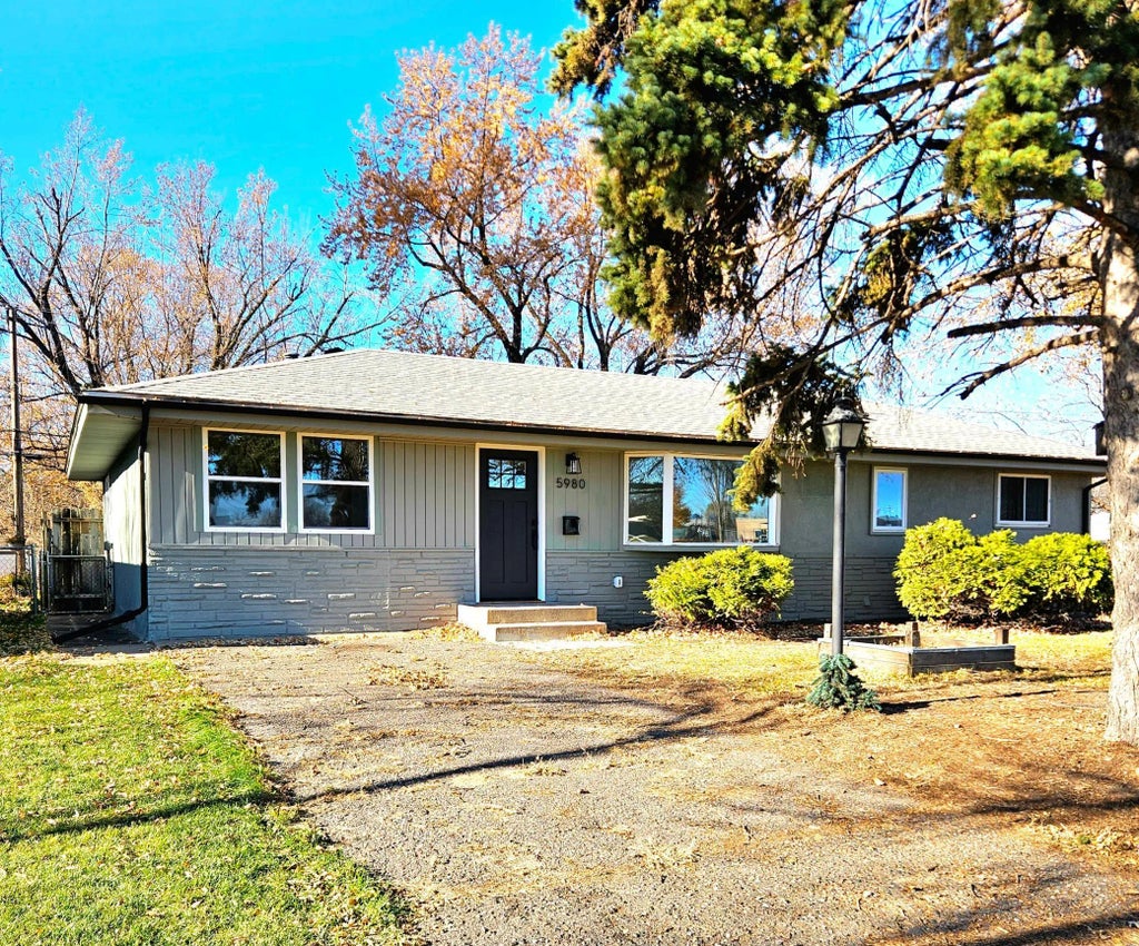 5980 7th Street Ne, Fridley
