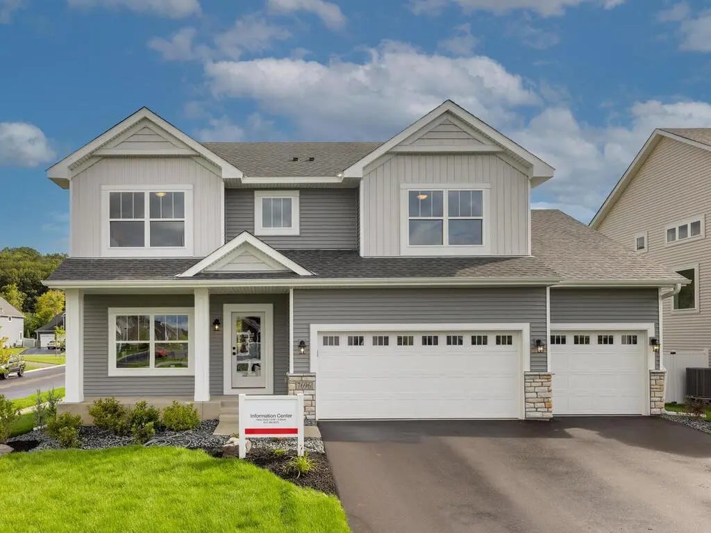 7696 Waverly Avenue, Shakopee