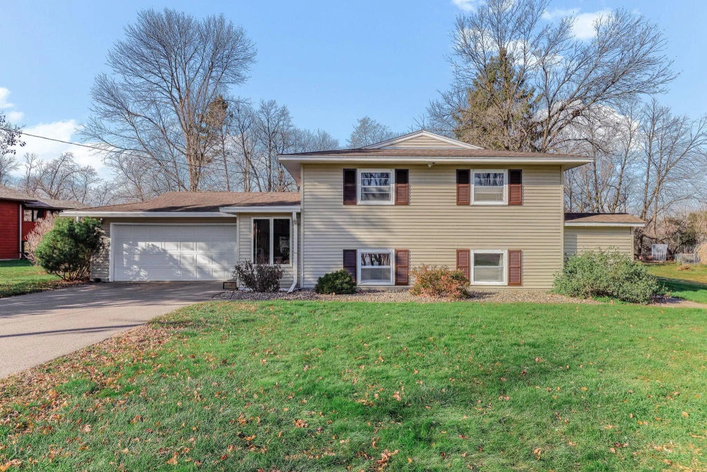 1748 Margaret Street, New Richmond